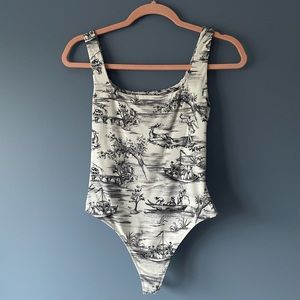 Aritzia babaton black and white contour body suit